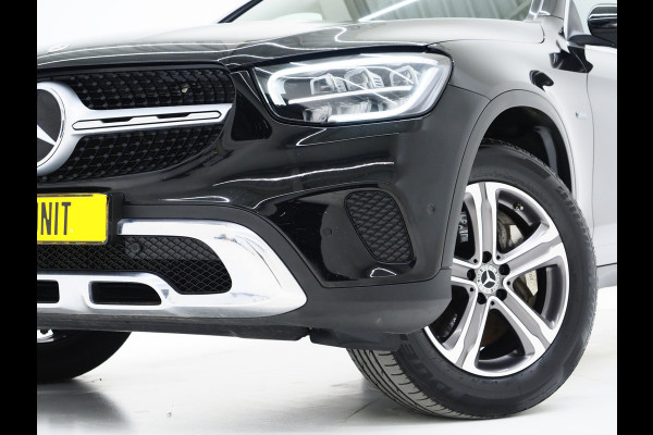 Mercedes-Benz GLC Coupé 300e 4MATIC | Leder | Camera | Virtual | Stoelverwarming | Donkere Hemel | Dodehoek | Carplay