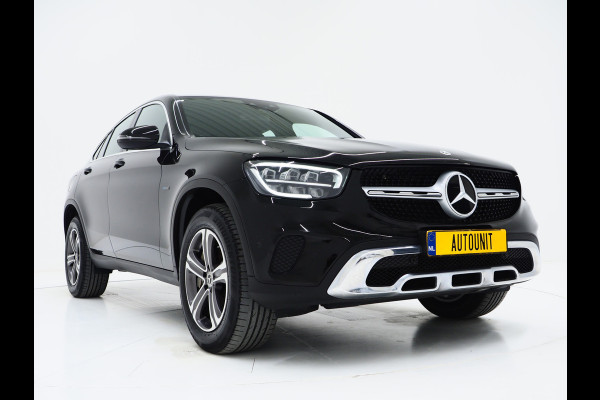 Mercedes-Benz GLC Coupé 300e 4MATIC | Leder | Camera | Virtual | Stoelverwarming | Donkere Hemel | Dodehoek | Carplay