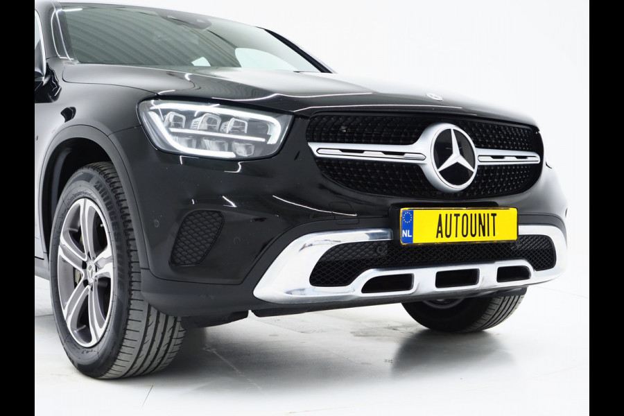Mercedes-Benz GLC Coupé 300e 4MATIC | Leder | Camera | Virtual | Stoelverwarming | Donkere Hemel | Dodehoek | Carplay