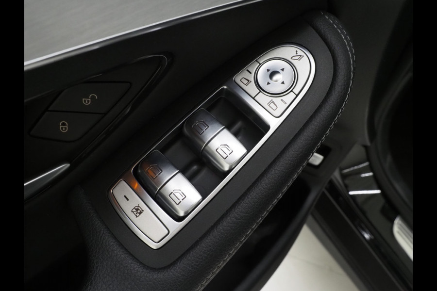 Mercedes-Benz GLC Coupé 300e 4MATIC | Leder | Camera | Virtual | Stoelverwarming | Donkere Hemel | Dodehoek | Carplay