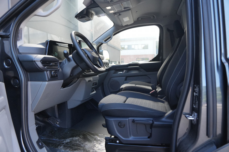 Ford Transit Custom 320 2.0 TDCI L2H1 Limited 170pk - 1+1 Stoel - 2x Schuif - ACC - Blind spot - Keyless - Stoel/Stuurverwarming - Navi - Rijklaar