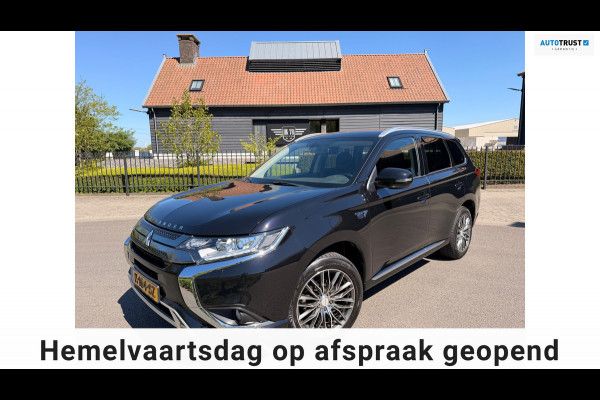 Mitsubishi Outlander 2.4 PHEV 240PK AWD PURE PLUG IN HYBRIDE CAMERA CARPLAY LED-XENON