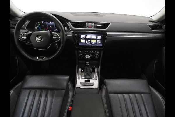Škoda Superb Combi 1.4 TSI iV Style | Panoramadak | Trekhaak | Leder | 360 | Keyless | Adaptive Cruise | Memory | Carplay