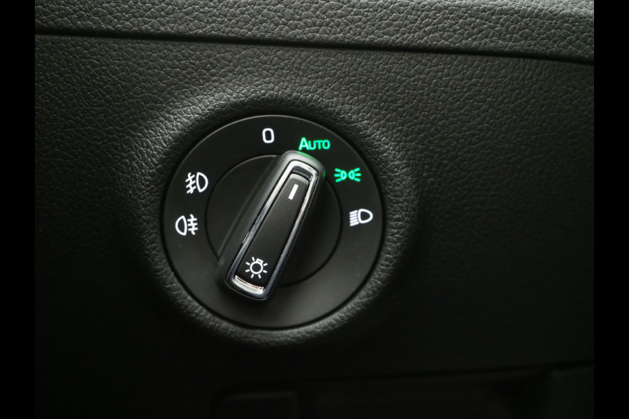 Škoda Superb Combi 1.4 TSI iV Style | Panoramadak | Trekhaak | Leder | 360 | Keyless | Adaptive Cruise | Memory | Carplay