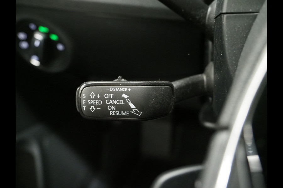 Škoda Superb Combi 1.4 TSI iV Style | Panoramadak | Trekhaak | Leder | 360 | Keyless | Adaptive Cruise | Memory | Carplay