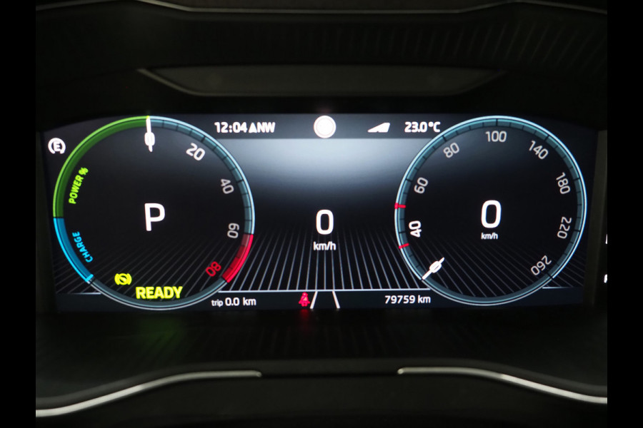 Škoda Superb Combi 1.4 TSI iV Style | Panoramadak | Trekhaak | Leder | 360 | Keyless | Adaptive Cruise | Memory | Carplay