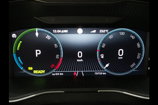 Škoda Superb Combi 1.4 TSI iV Style | Panoramadak | Trekhaak | Leder | 360 | Keyless | Adaptive Cruise | Memory | Carplay