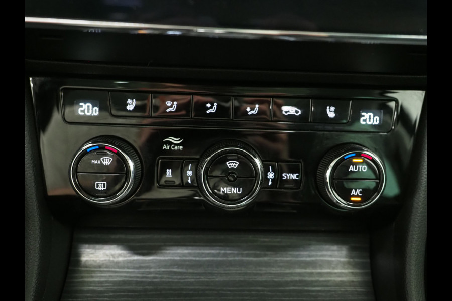 Škoda Superb Combi 1.4 TSI iV Style | Panoramadak | Trekhaak | Leder | 360 | Keyless | Adaptive Cruise | Memory | Carplay