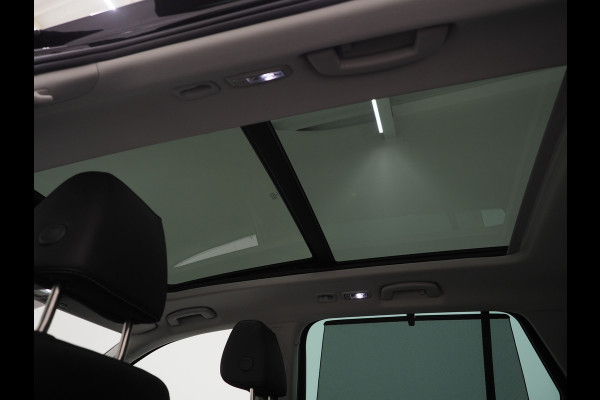 Škoda Superb Combi 1.4 TSI iV Style | Panoramadak | Trekhaak | Leder | 360 | Keyless | Adaptive Cruise | Memory | Carplay