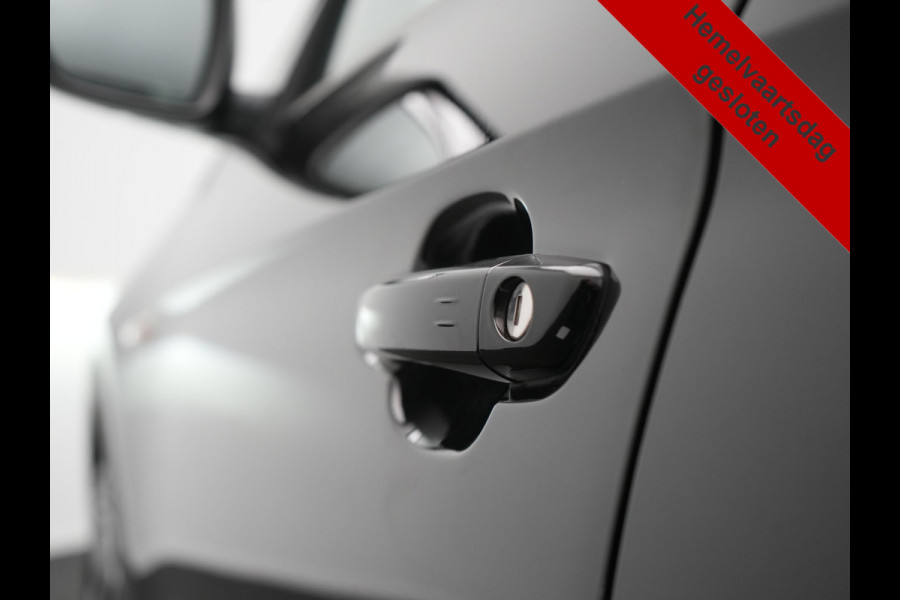 Opel Grandland X 1.6 Turbo 4x4 Ultimate PHEV 300pk Dealer O.H. | 360 Camera | Cruise Control | Lederen Sportstoelen Memory & Ventilatie | Stoelverwarming | Keyless | Blis | Led Koplampen | Apple Carplay | Park Assist | Navigatie | DAB | Plug In Hybrid |
