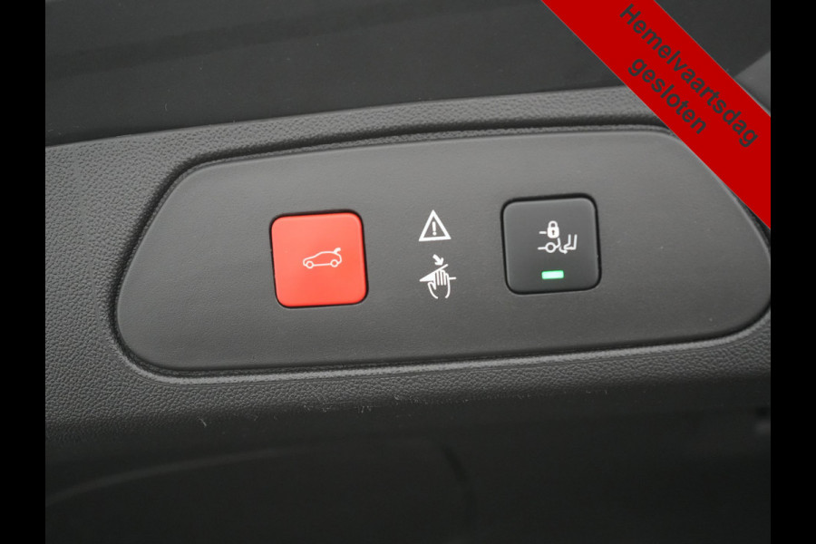 Opel Grandland X 1.6 Turbo 4x4 Ultimate PHEV 300pk Dealer O.H. | 360 Camera | Cruise Control | Lederen Sportstoelen Memory & Ventilatie | Stoelverwarming | Keyless | Blis | Led Koplampen | Apple Carplay | Park Assist | Navigatie | DAB | Plug In Hybrid |