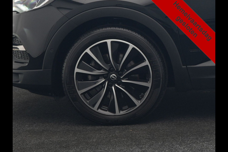 Opel Grandland X 1.6 Turbo 4x4 Ultimate PHEV 300pk Dealer O.H. | 360 Camera | Cruise Control | Lederen Sportstoelen Memory & Ventilatie | Stoelverwarming | Keyless | Blis | Led Koplampen | Apple Carplay | Park Assist | Navigatie | DAB | Plug In Hybrid |