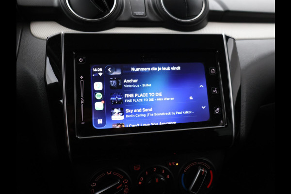 Suzuki Swift 1.2 SELECT *45.134 KM* + TREKHAAK AFN. | CAMERA | STOELVERW. | CARPLAY