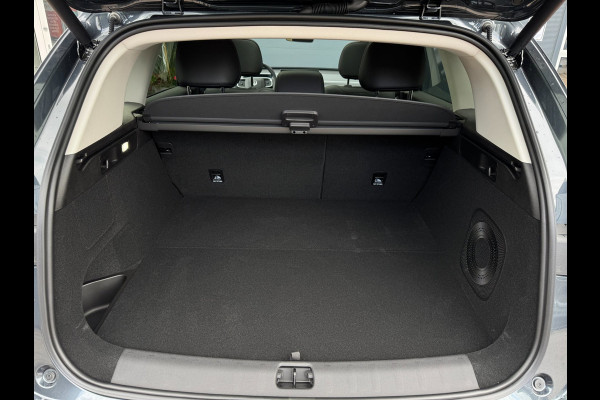 Leapmotor C10 Design ProMax AWD 81.9 kWh | 598 PK | Panoramadak | Leder | Elektrische Achterklep