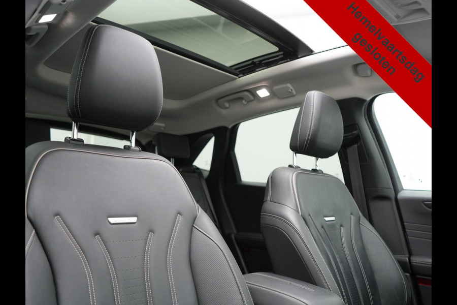 Ford Kuga 2.5 Vignale PHEV 225pk Dealer O.H. | Trekhaak Afn. | Panodak | Adaptive Cruise | Head Up | 360 Camera | Bang & Olufsen | Lederen Sportstoelen Memory & Verwarmd | Keyless | Achterbank Verwarmd | Blis | Stuur Verwarmd | Navigatie | DAB | Plug In Hybrid |