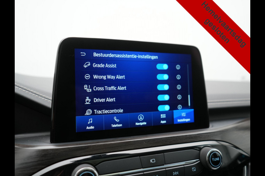 Ford Kuga 2.5 Vignale PHEV 225pk Dealer O.H. | Trekhaak Afn. | Panodak | Adaptive Cruise | Head Up | 360 Camera | Bang & Olufsen | Lederen Sportstoelen Memory & Verwarmd | Keyless | Achterbank Verwarmd | Blis | Stuur Verwarmd | Navigatie | DAB | Plug In Hybrid |