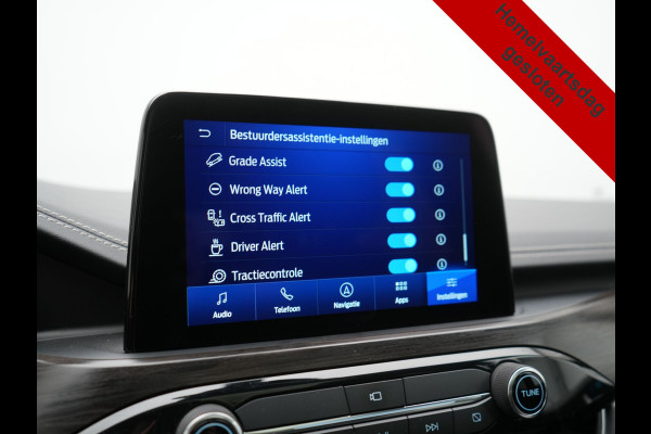 Ford Kuga 2.5 Vignale PHEV 225pk Dealer O.H. | Trekhaak Afn. | Panodak | Adaptive Cruise | Head Up | 360 Camera | Bang & Olufsen | Lederen Sportstoelen Memory & Verwarmd | Keyless | Achterbank Verwarmd | Blis | Stuur Verwarmd | Navigatie | DAB | Plug In Hybrid |