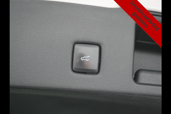 Ford Kuga 2.5 Vignale PHEV 225pk Dealer O.H. | Trekhaak Afn. | Panodak | Adaptive Cruise | Head Up | 360 Camera | Bang & Olufsen | Lederen Sportstoelen Memory & Verwarmd | Keyless | Achterbank Verwarmd | Blis | Stuur Verwarmd | Navigatie | DAB | Plug In Hybrid |