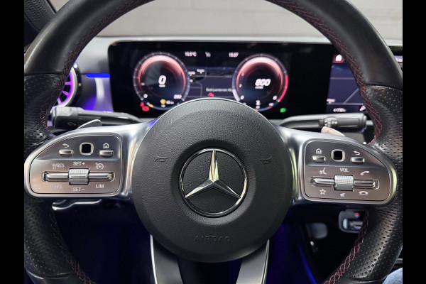 Mercedes-Benz A-Klasse 180 Business Solution AMG NAVI/V-COCKPIT/CAM/DAB/LED/CARPLAY/ECC/PDC///