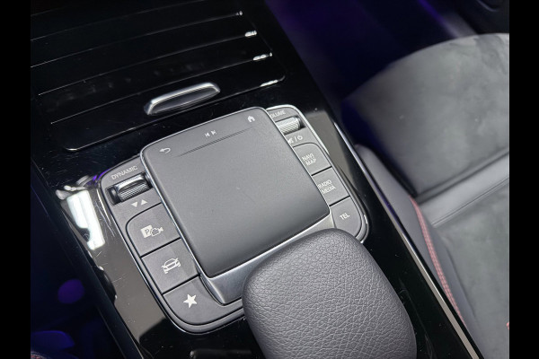 Mercedes-Benz A-Klasse 180 Business Solution AMG NAVI/V-COCKPIT/CAM/DAB/LED/CARPLAY/ECC/PDC///