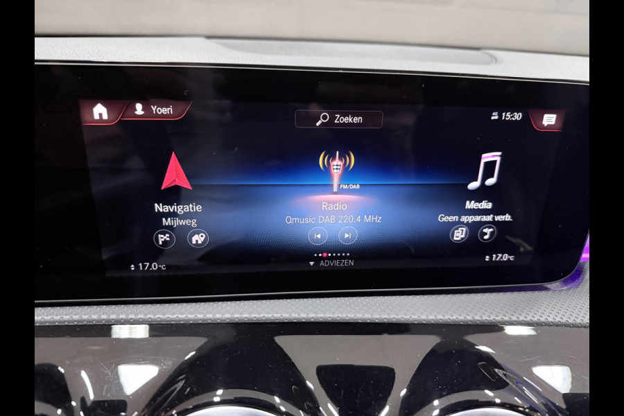Mercedes-Benz A-Klasse 180 Business Solution AMG NAVI/V-COCKPIT/CAM/DAB/LED/CARPLAY/ECC/PDC///