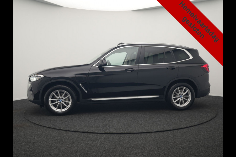 BMW X3 xDrive30e High Executive FACELIFT PHEV 293pk Dealer O.H. | Trekhaak Af Fabriek | Panodak | Camera | Lederen Sportstoelen Verwarmd | Apple Carplay | Park Assist | Navigatie | DAB | 18''L.M. | Plug In Hybrid |