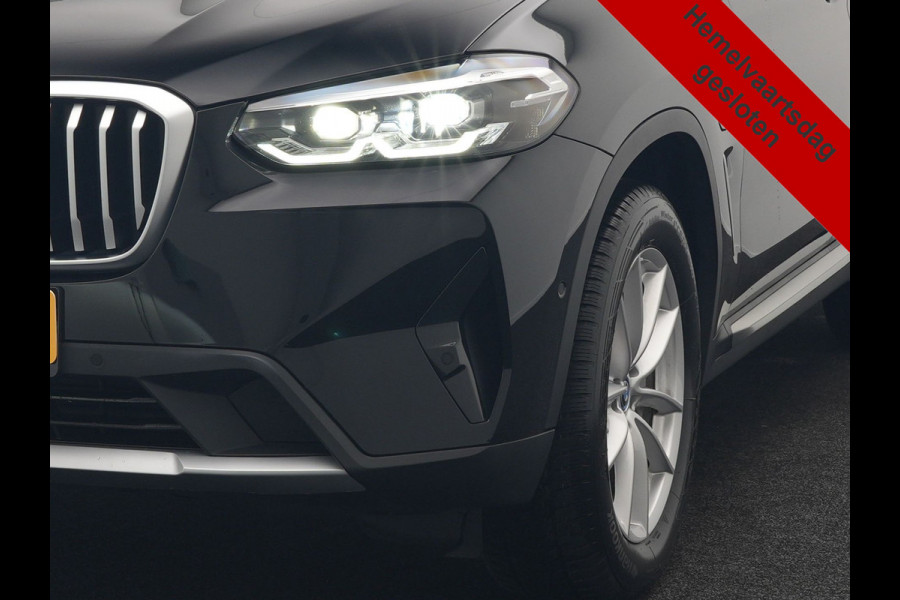 BMW X3 xDrive30e High Executive FACELIFT PHEV 293pk Dealer O.H. | Trekhaak Af Fabriek | Panodak | Camera | Lederen Sportstoelen Verwarmd | Apple Carplay | Park Assist | Navigatie | DAB | 18''L.M. | Plug In Hybrid |