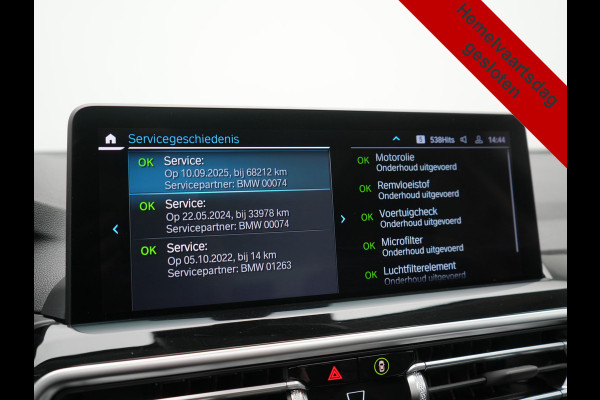 BMW X3 xDrive30e High Executive FACELIFT PHEV 293pk Dealer O.H. | Trekhaak Af Fabriek | Panodak | Camera | Lederen Sportstoelen Verwarmd | Apple Carplay | Park Assist | Navigatie | DAB | 18''L.M. | Plug In Hybrid |