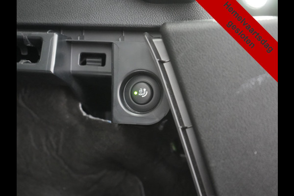 BMW X3 xDrive30e High Executive FACELIFT PHEV 293pk Dealer O.H. | Trekhaak Af Fabriek | Panodak | Camera | Lederen Sportstoelen Verwarmd | Apple Carplay | Park Assist | Navigatie | DAB | 18''L.M. | Plug In Hybrid |