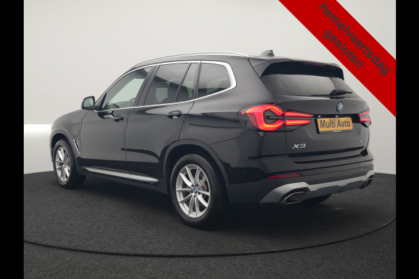 BMW X3 xDrive30e High Executive FACELIFT PHEV 293pk Dealer O.H. | Trekhaak Af Fabriek | Panodak | Camera | Lederen Sportstoelen Verwarmd | Apple Carplay | Park Assist | Navigatie | DAB | 18''L.M. | Plug In Hybrid |