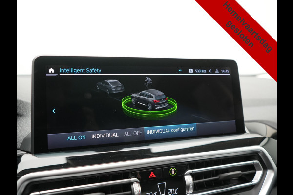 BMW X3 xDrive30e High Executive FACELIFT PHEV 293pk Dealer O.H. | Trekhaak Af Fabriek | Panodak | Camera | Lederen Sportstoelen Verwarmd | Apple Carplay | Park Assist | Navigatie | DAB | 18''L.M. | Plug In Hybrid |