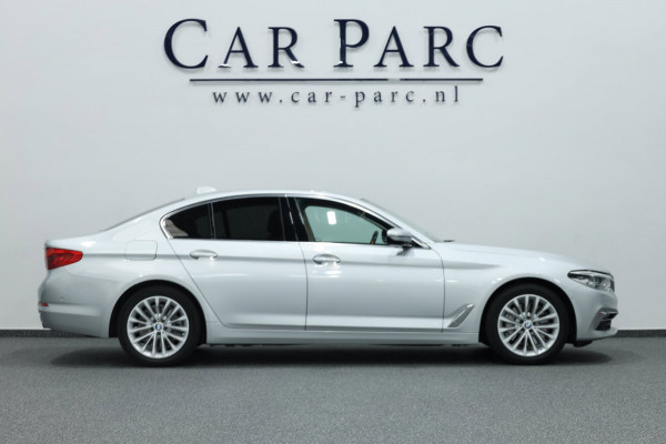 BMW 5 Serie 530e iPerformance High Executive LED/VIRTUAL/SFEER/SOFT/LEER+S.VERWARMING/LMV/CAM/ECC/12 MND GARANTIE