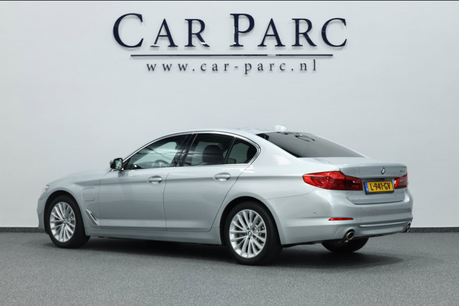 BMW 5 Serie 530e iPerformance High Executive LED/VIRTUAL/SFEER/SOFT/LEER+S.VERWARMING/LMV/CAM/ECC/12 MND GARANTIE