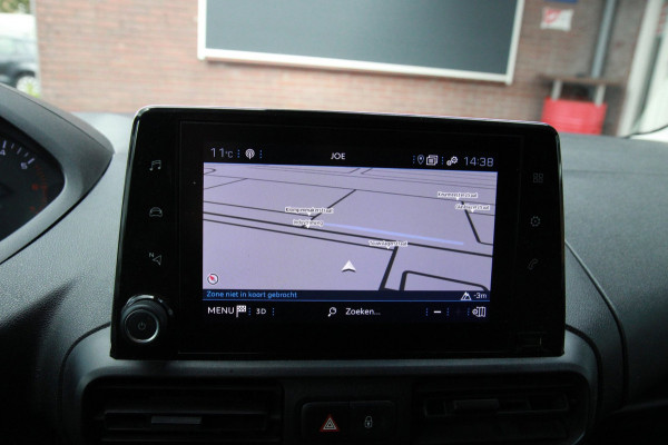 Peugeot Partner 1.5 BlueHDi 130PK Automaat L2 / Camera / 3 zits / multi stuur