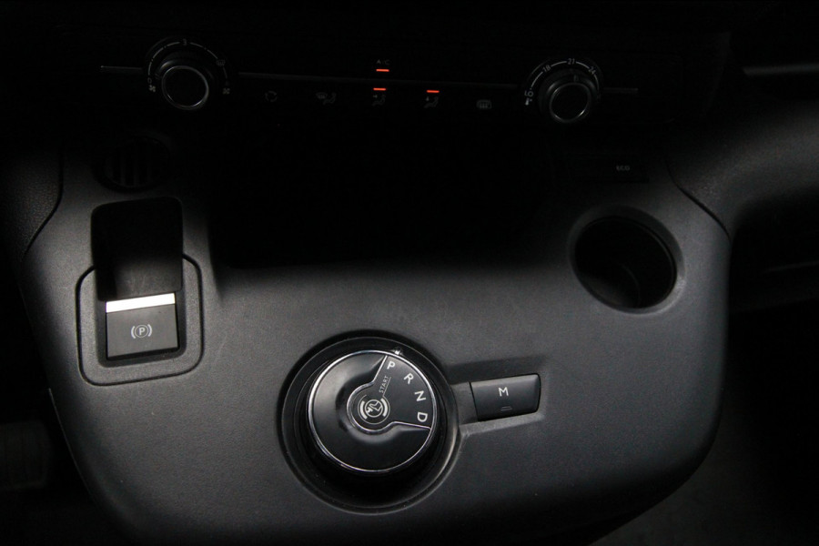 Peugeot Partner 1.5 BlueHDi 130PK Automaat L2 / Camera / 3 zits / multi stuur