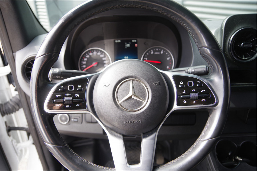 Mercedes-Benz Sprinter 317 1.9 CDI L1H1 RWD AUT. LED, TREKHAAK, LEDER, 360 CAMERA, STANDKACHEL, STOELVERWARMING, LEDER STUUR, CRUISE