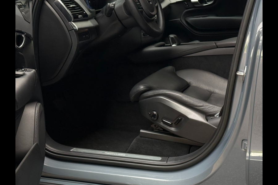 Volvo XC90 T8 Hybride long range Plus Dark THUNDER GREY 7 Zits All Black trekhaak 455pk 360 camera
