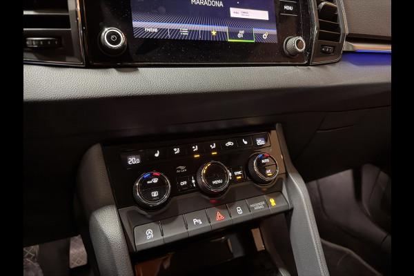 Škoda Karoq 1.5 TSI ACT Style Garantie Trekhaak Camera StoelVW Adoptieve Cruise Sfeer Navi Clima Xenon Dab Rijklaar