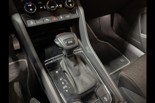 Škoda Karoq 1.5 TSI ACT Style Garantie Trekhaak Camera StoelVW Adoptieve Cruise Sfeer Navi Clima Xenon Dab Rijklaar
