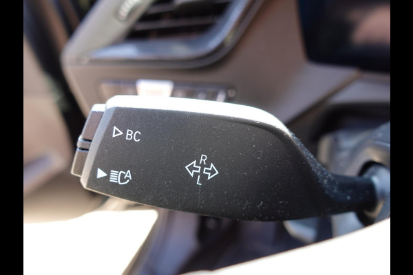 BMW 1-serie 118i Introduction Edition Automaat Navigatie  Virtual Cockpit  Parkeersensoren  Ledverlichting  HiFi audio  Cruise Control  Climate Control  Getinte ramen