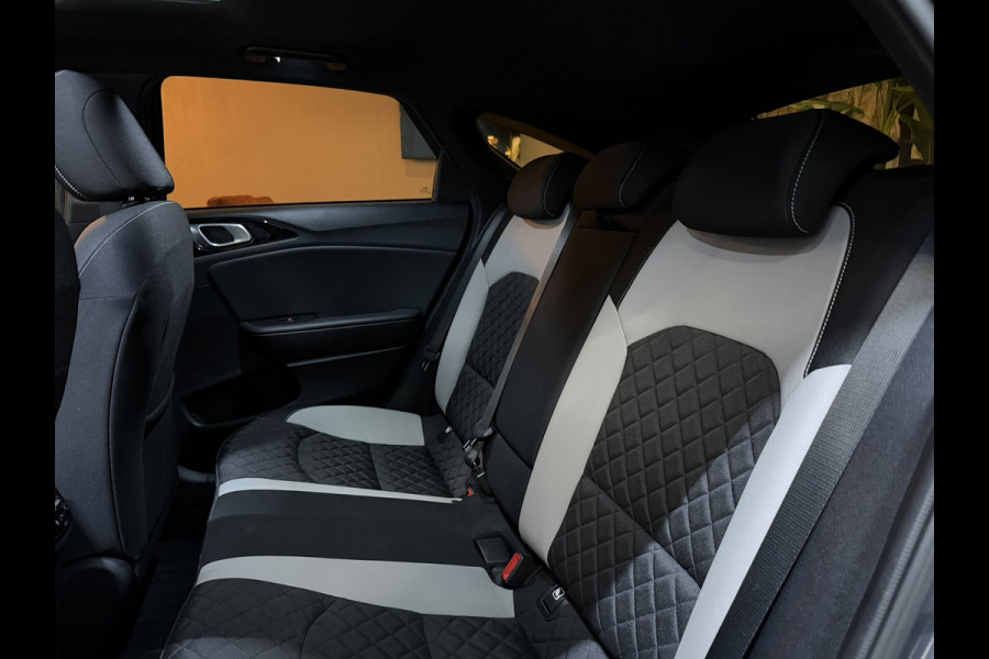 Kia ProCeed 1.5 T-GDi GT-Line Garantie Pano JBL Blindspot Elek Achterklep ACC StuurVW StoelVW Keyless Navi Clima Led Dab Rijklaar