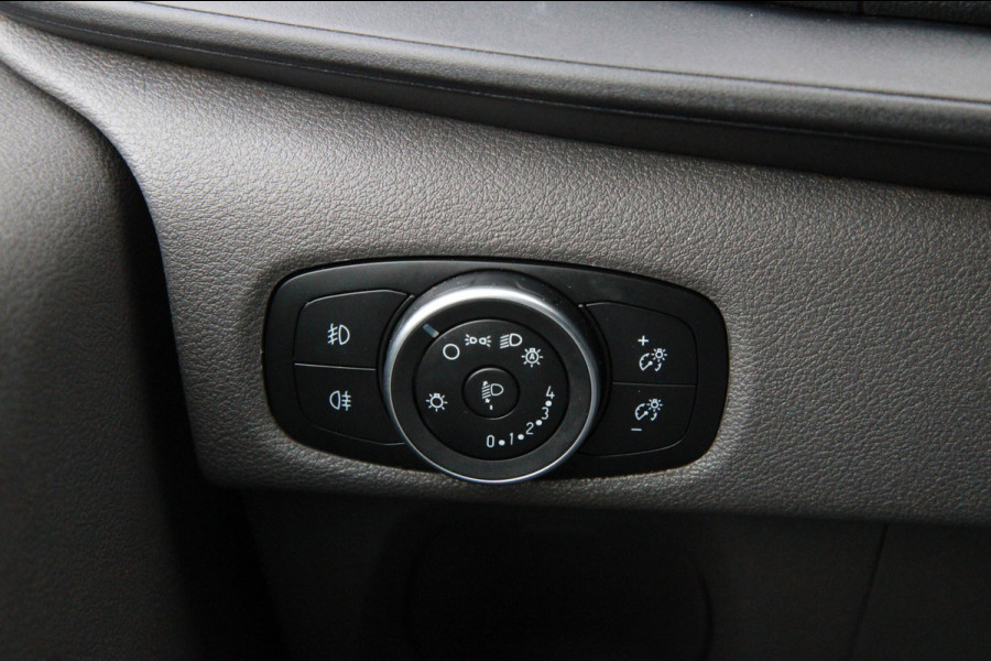 Ford Transit Custom 280 2.0 TDCI L1H1 Limited / Automaat 130PK / Camera / 3 zits