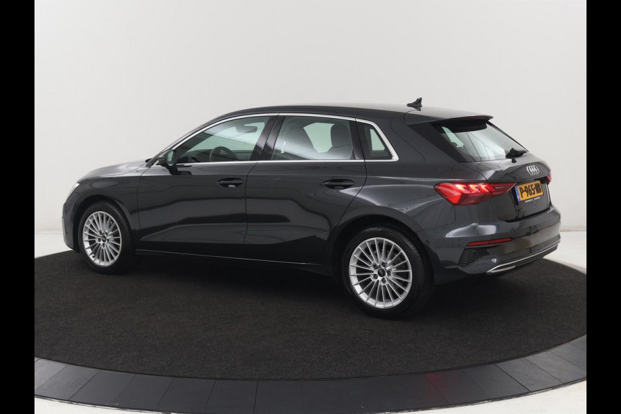 Audi A3 30 TFSI Advanced edition | Park Assist | Carplay | Virtual Cockpit | Sportstoelen | Navigatie | Climate control | Full LED | Cruise control | Bluetooth