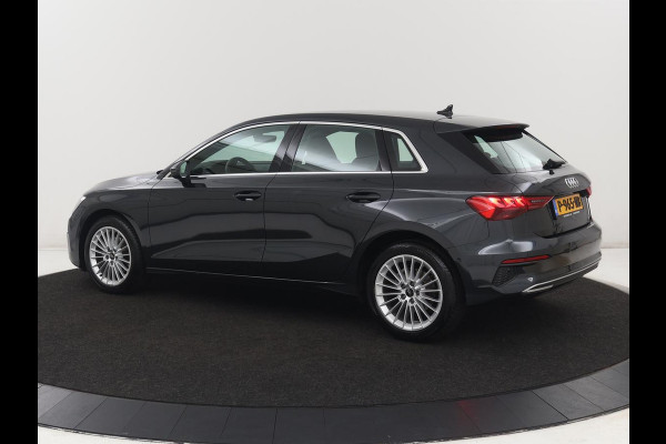 Audi A3 30 TFSI Advanced edition | Park Assist | Carplay | Virtual Cockpit | Sportstoelen | Navigatie | Climate control | Full LED | Cruise control | Bluetooth