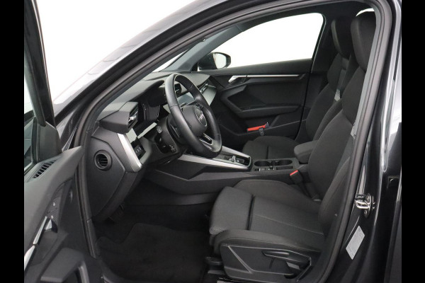 Audi A3 30 TFSI Advanced edition | Park Assist | Carplay | Virtual Cockpit | Sportstoelen | Navigatie | Climate control | Full LED | Cruise control | Bluetooth