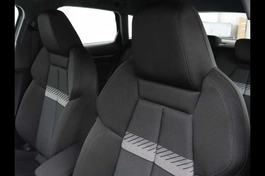 Audi A3 30 TFSI Advanced edition | Park Assist | Carplay | Virtual Cockpit | Sportstoelen | Navigatie | Climate control | Full LED | Cruise control | Bluetooth