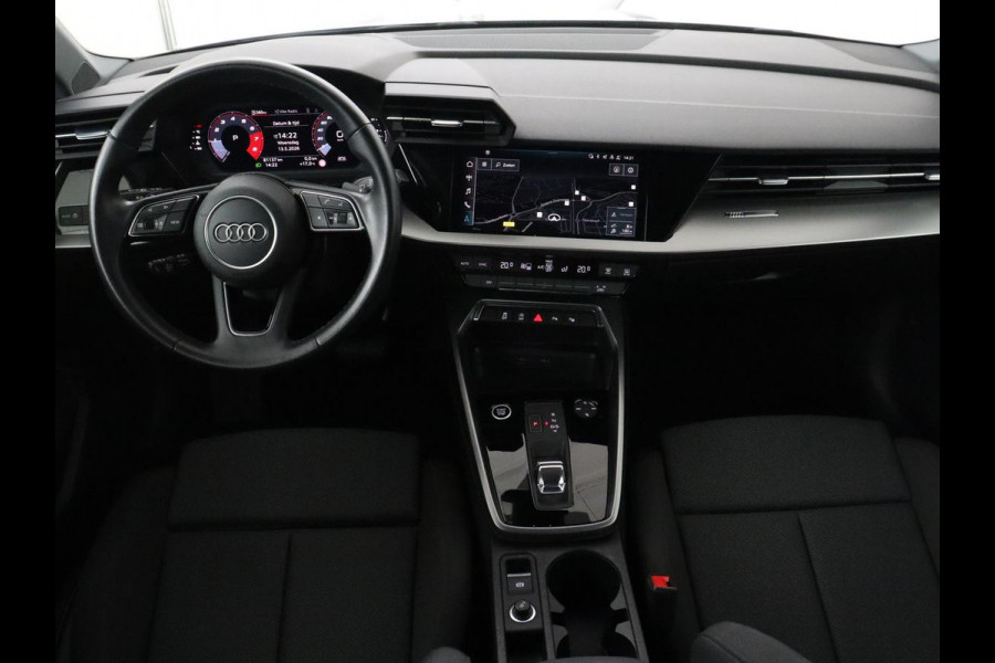 Audi A3 30 TFSI Advanced edition | Park Assist | Carplay | Virtual Cockpit | Sportstoelen | Navigatie | Climate control | Full LED | Cruise control | Bluetooth