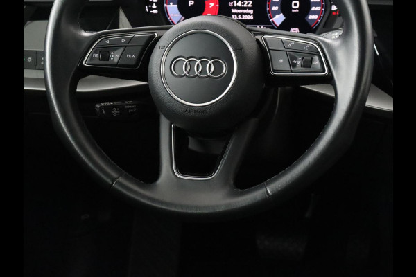 Audi A3 30 TFSI Advanced edition | Park Assist | Carplay | Virtual Cockpit | Sportstoelen | Navigatie | Climate control | Full LED | Cruise control | Bluetooth