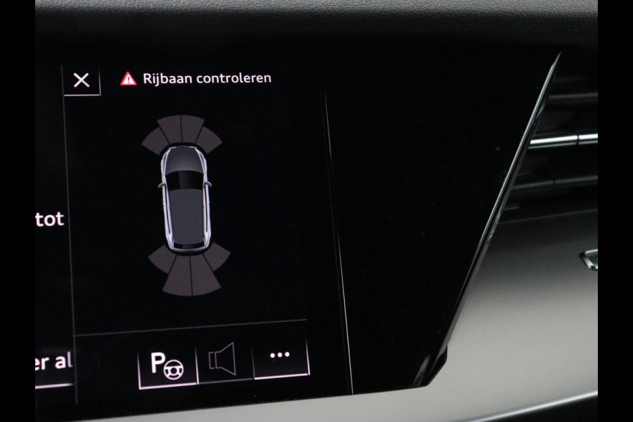 Audi A3 30 TFSI Advanced edition | Park Assist | Carplay | Virtual Cockpit | Sportstoelen | Navigatie | Climate control | Full LED | Cruise control | Bluetooth