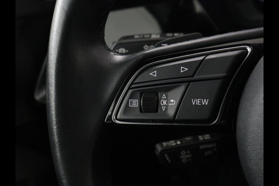 Audi A3 30 TFSI Advanced edition | Park Assist | Carplay | Virtual Cockpit | Sportstoelen | Navigatie | Climate control | Full LED | Cruise control | Bluetooth